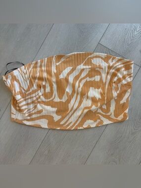 NWT Plus H&M Cropped Top